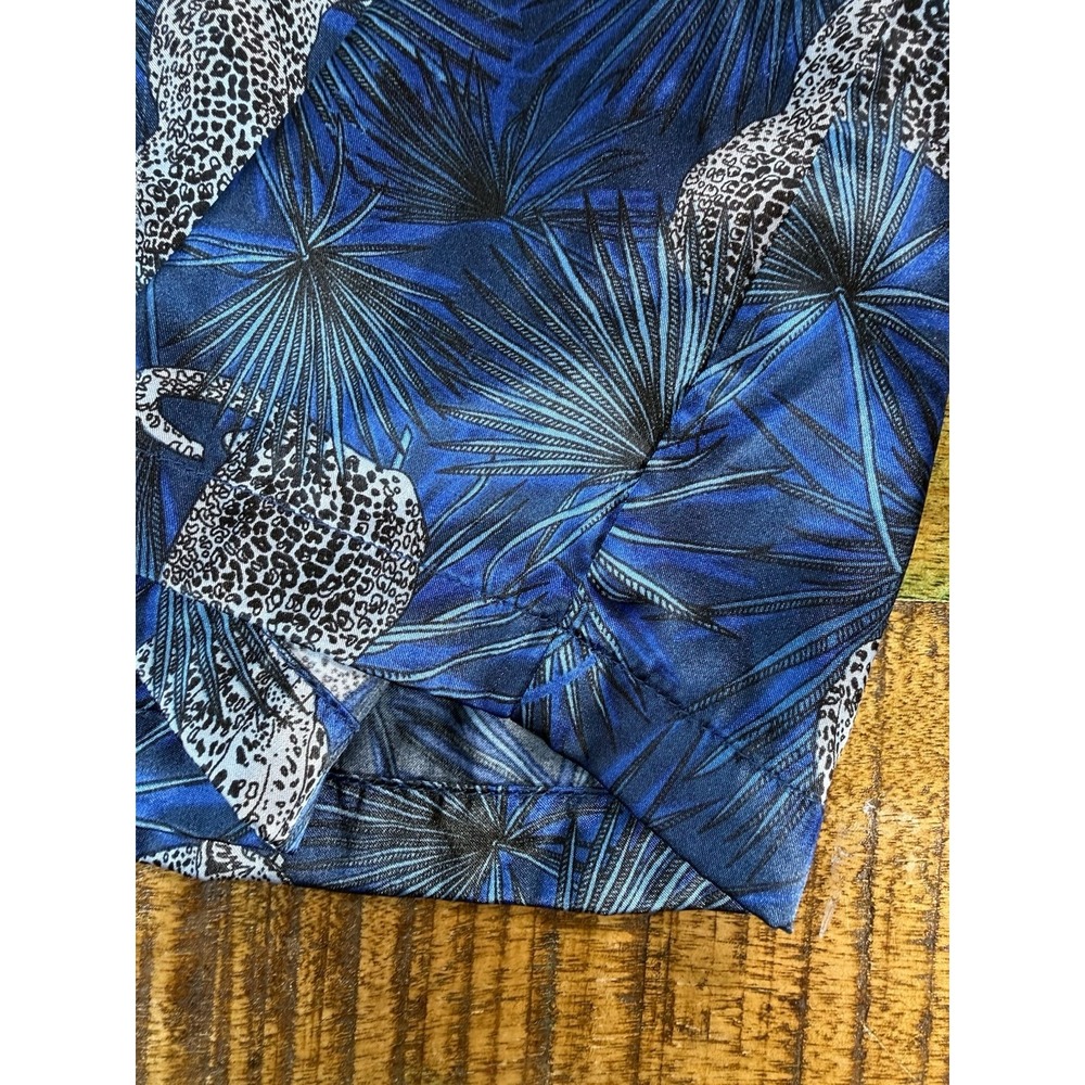 Tommy Bahama Sleepwear Set Womens Sz Lg Blue Animal Print Pajama Shirt Shorts - Picture 9 of 9